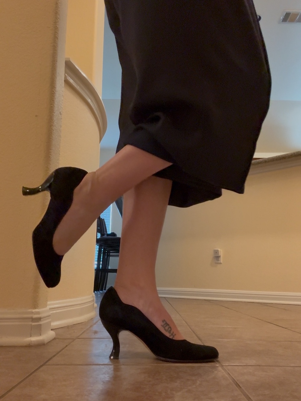 Anyi Lu Black Quilted Suede Square-Toe Flats - Picture 6 of 6